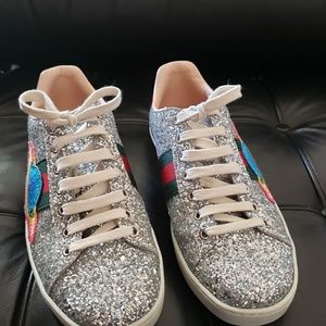 gucci saturn sneakers